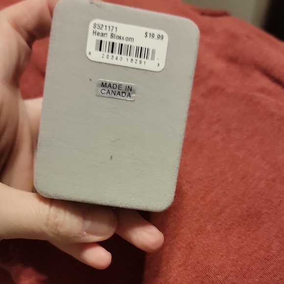 Wild Pearl Silver Heart Necklace with Iridescent Inlay - Picture 5 of 5